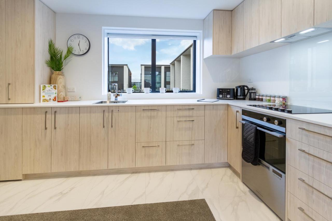 In The Heart Of It All: 2 Bed Cbd Townhouse Κράισττσερτς Εξωτερικό φωτογραφία