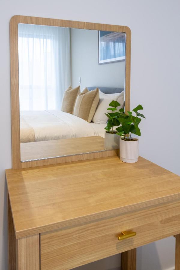 In The Heart Of It All: 2 Bed Cbd Townhouse Κράισττσερτς Εξωτερικό φωτογραφία